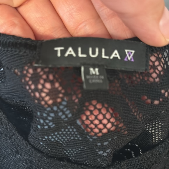 Aritzia Talula lace camisole - Picture 4 of 11
